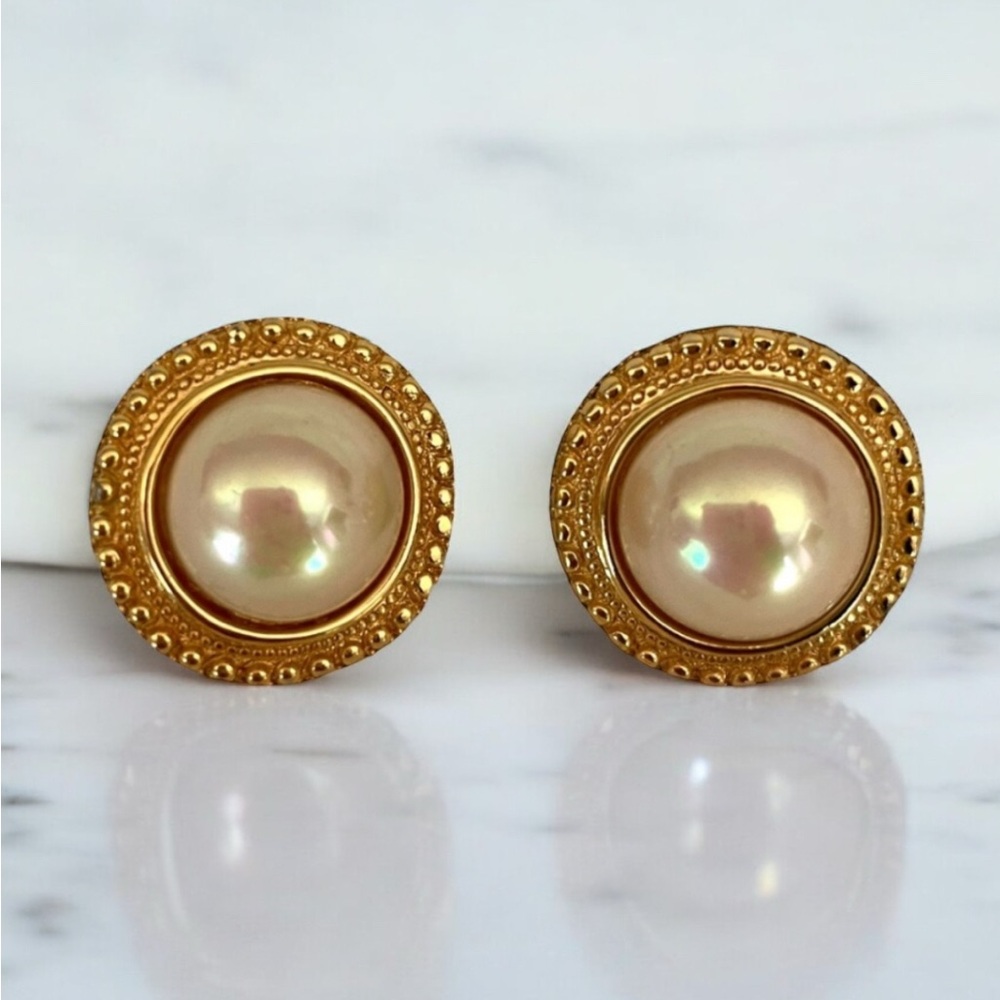 Christian Dior vintage Earing